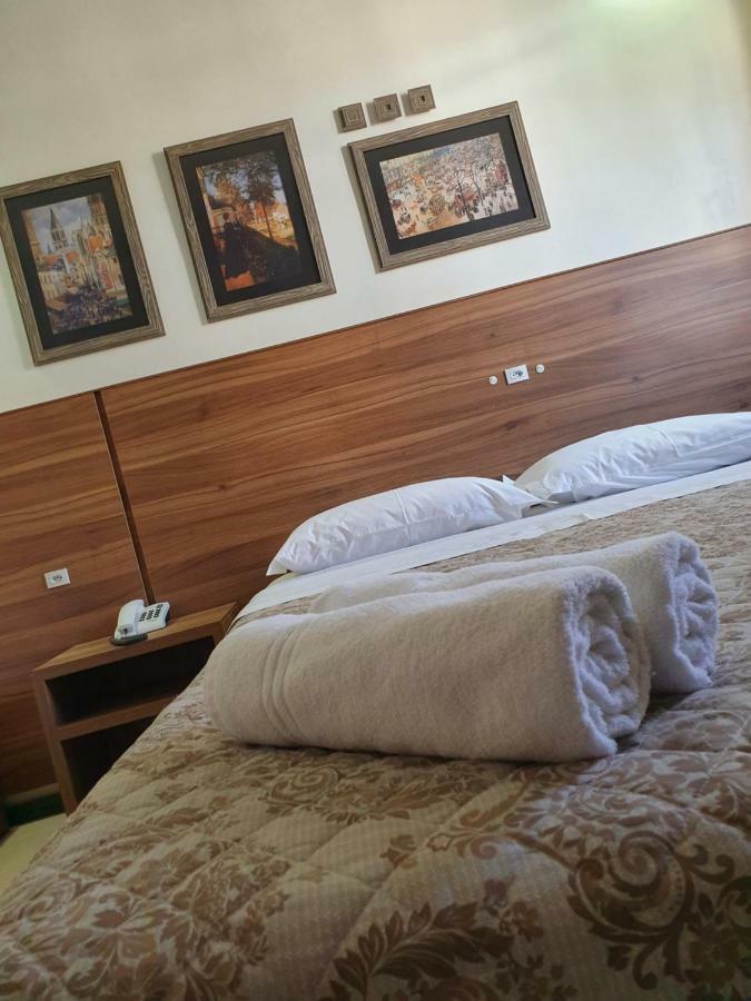 Hotel Pousada Henrique Lage Imbituba Buitenkant foto